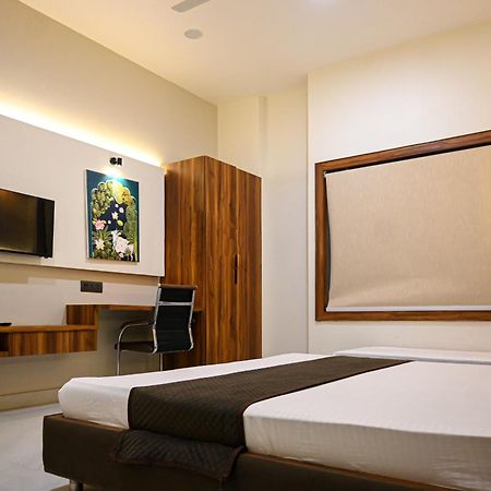 The Kedar Resort มถุรา ภายนอก รูปภาพ