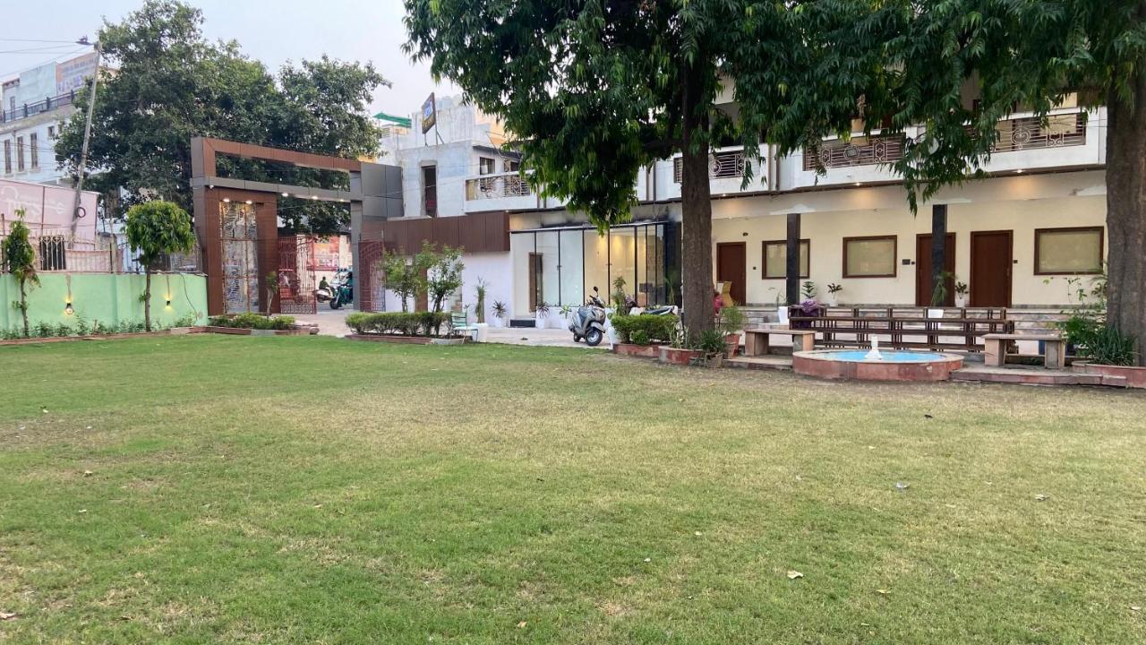 The Kedar Resort มถุรา ภายนอก รูปภาพ