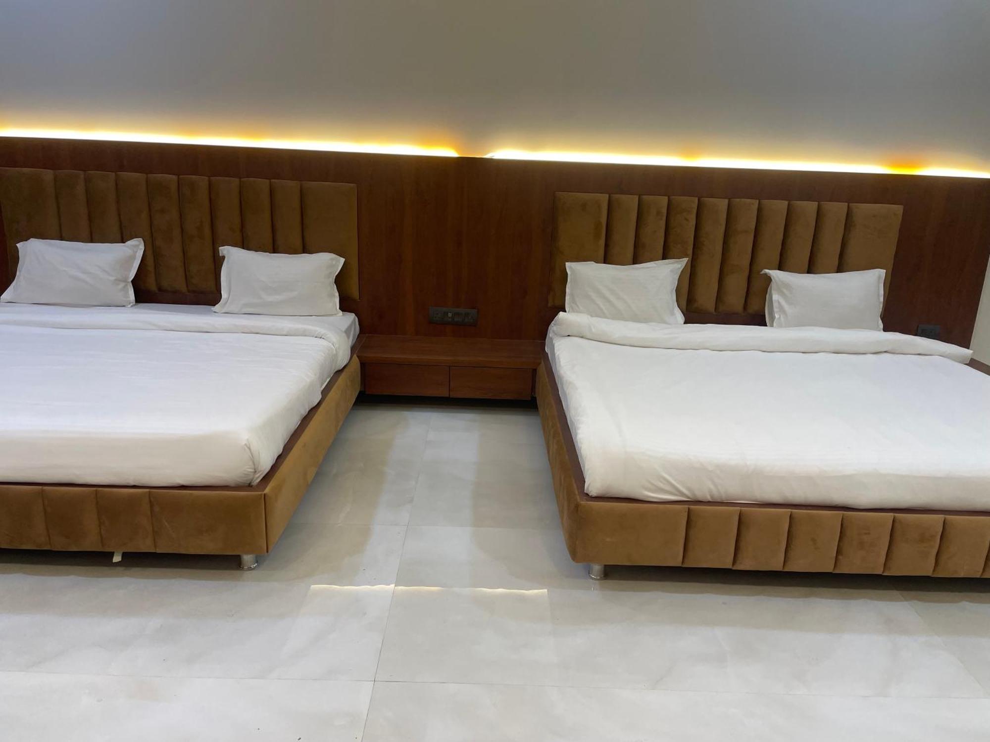 The Kedar Resort มถุรา ภายนอก รูปภาพ