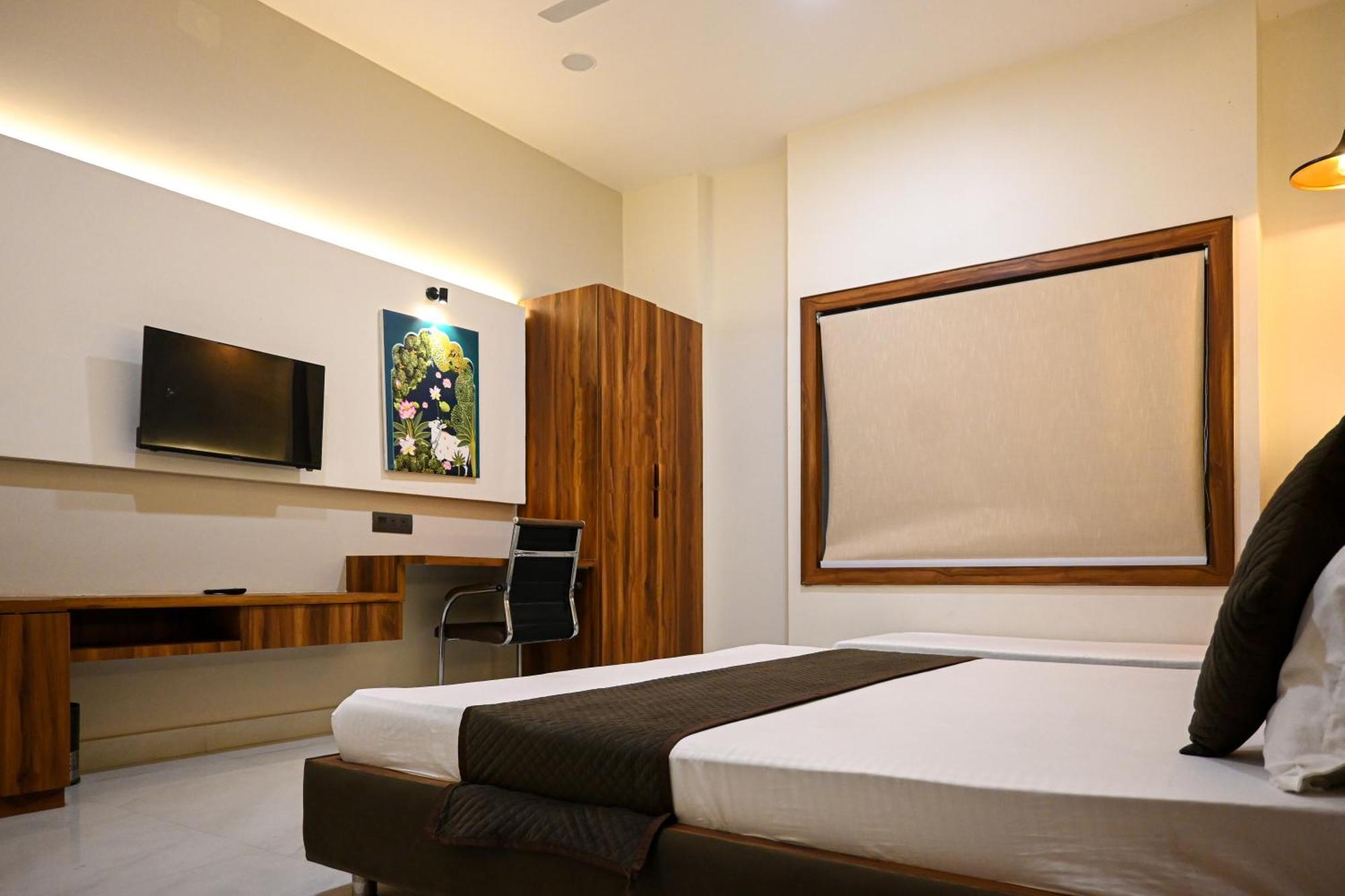 The Kedar Resort มถุรา ภายนอก รูปภาพ