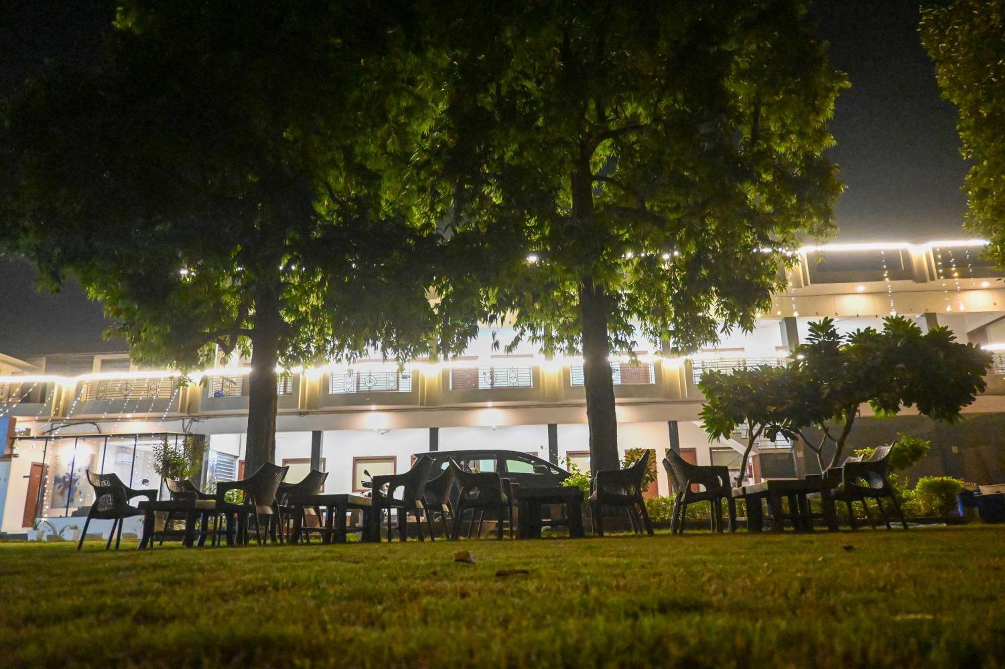 The Kedar Resort มถุรา ภายนอก รูปภาพ