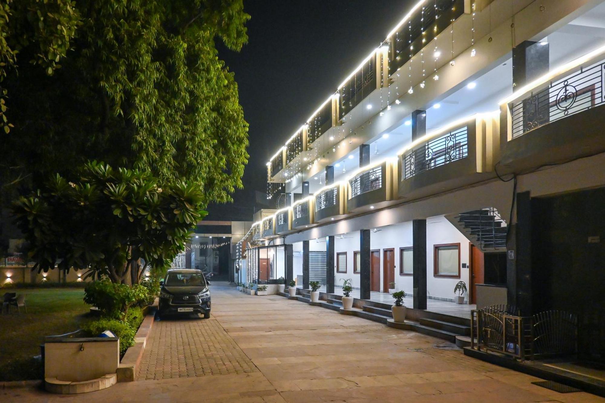 The Kedar Resort มถุรา ภายนอก รูปภาพ
